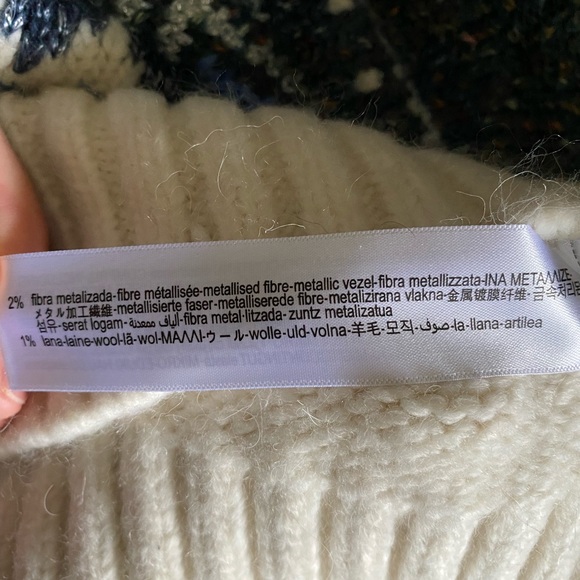 Zara Puff Sleeve Sweater - Picture 4 of 6